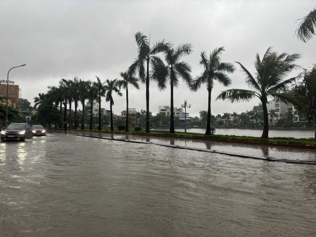 Những thiệt hại ban đầu khi bão số 2 đổ bộ Quảng Ninh- Ảnh 22. Những thiệt hại ban đầu khi bão số 2 đổ bộ Quảng Ninh- Ảnh 22.