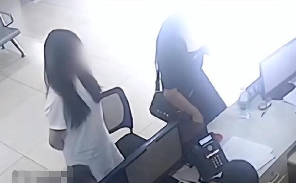 Gần công bố điểm chuẩn, nữ sinh Gần công bố điểm chuẩn, nữ sinh