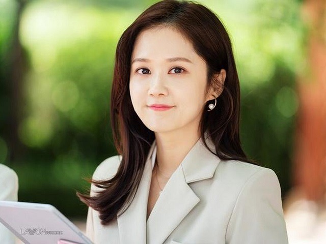 Jang Nara: Mỹ nhân hack tuổi bị fan Trung Quốc "ghim" 15 năm, nghi hẹn hò loạt tài tử trước khi "hạ cánh" bên chồng trẻ- Ảnh 1. Jang Nara: Mỹ nhân hack tuổi bị fan Trung Quốc "ghim" 15 năm, nghi hẹn hò loạt tài tử trước khi "hạ cánh" bên chồng trẻ- Ảnh 1.