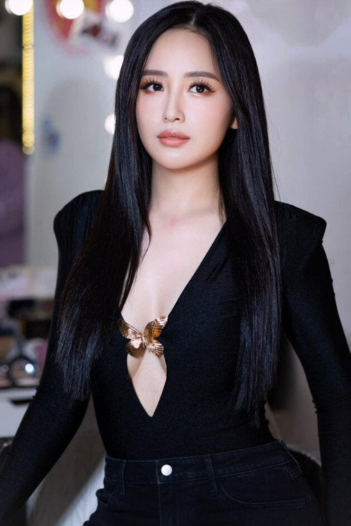 Mai Phương Thúy và Noo Phước Thịnh: Từng gọi nhau là "vợ chồng", tràn ngập ảnh tình tứ- Ảnh 1. Mai Phương Thúy và Noo Phước Thịnh: Từng gọi nhau là "vợ chồng", tràn ngập ảnh tình tứ- Ảnh 1.