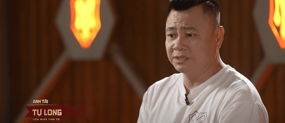 Tự Long mắng Tuấn Hưng khiến đàn em suýt bật khóc- Ảnh 2. Tự Long mắng Tuấn Hưng khiến đàn em suýt bật khóc- Ảnh 2.
