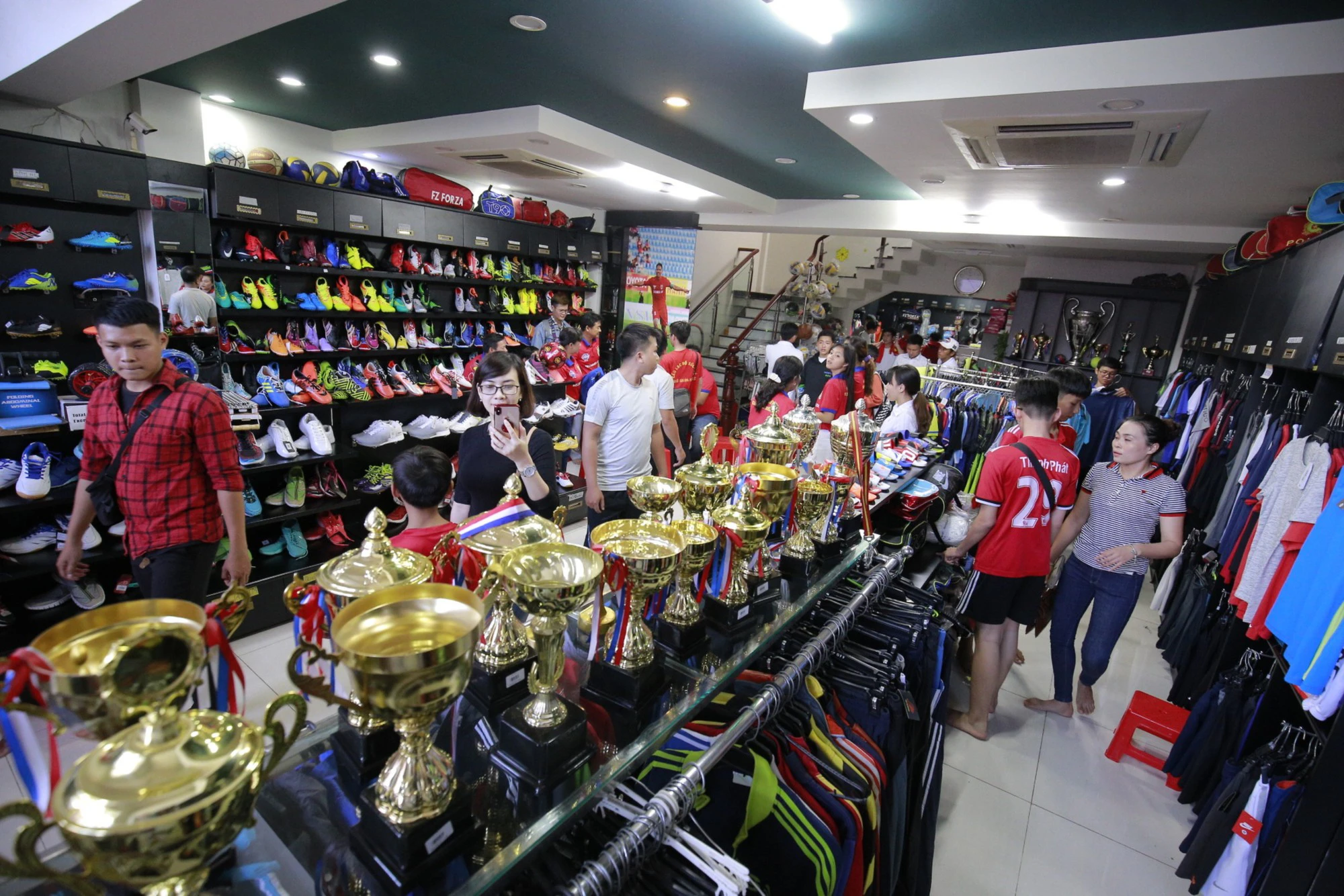 photo-1699684139496 photo-1699684139496