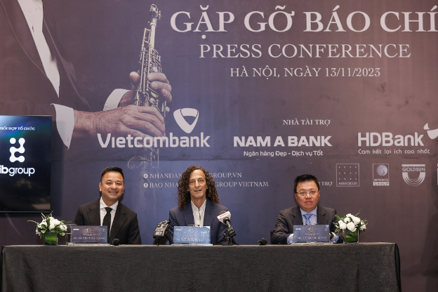 photo-1699878739664 photo-1699878739664