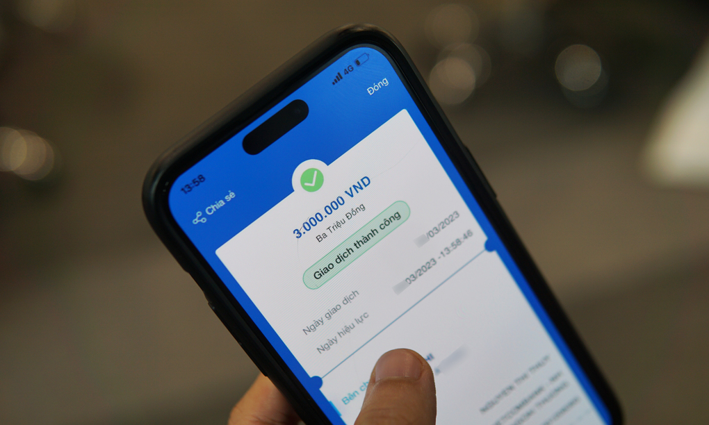 photo-1701703259975 photo-1701703259975