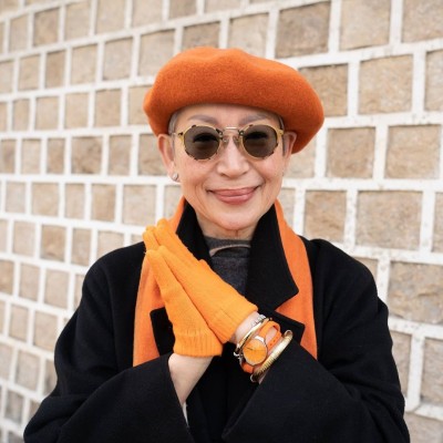 Youtuber đã 72 tuổi nhưng vẫn trẻ trung khó tin, bí quyết của bà vô cùng đơn giản: Không phải tập thể dục- Ảnh 6. Youtuber đã 72 tuổi nhưng vẫn trẻ trung khó tin, bí quyết của bà vô cùng đơn giản: Không phải tập thể dục- Ảnh 6.