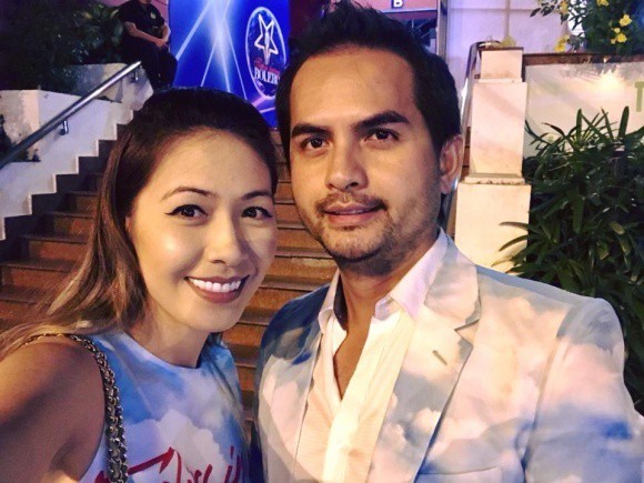 Siêu mẫu điển trai “đậm nét Tây”: Tuổi thơ nay đây mai đó, đổi đời sau khi cưới hoa hậu, tái xuất điện ảnh với mỹ nhân Việt nức tiếng- Ảnh 2. Siêu mẫu điển trai “đậm nét Tây”: Tuổi thơ nay đây mai đó, đổi đời sau khi cưới hoa hậu, tái xuất điện ảnh với mỹ nhân Việt nức tiếng- Ảnh 2.