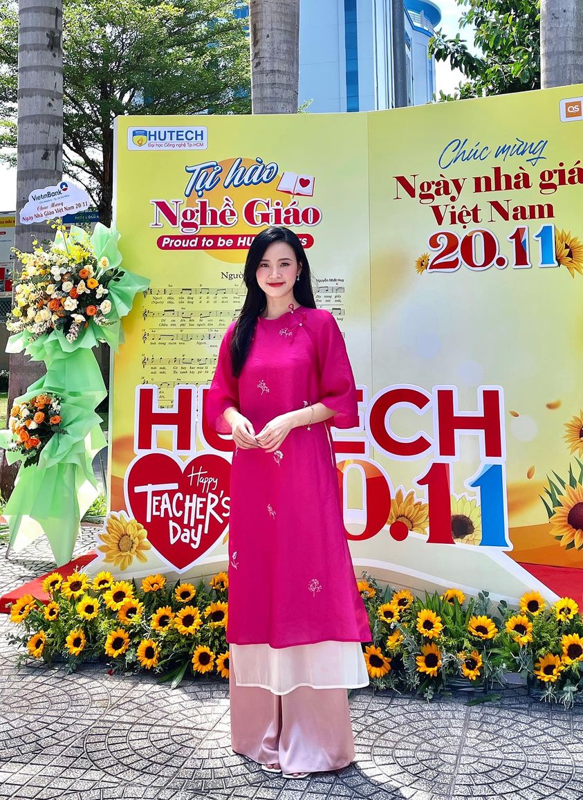 8x đạt Á khoa kép bậc ĐH lẫn Thạc sĩ, còn là “bà trùm” sổ đỏ, livestream bán đất cháy hàng: Suýt cưới thiếu gia Sài Thành, U40 vẫn độc thân- Ảnh 2.