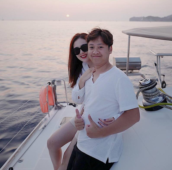 photo-1711949674738 photo-1711949674738