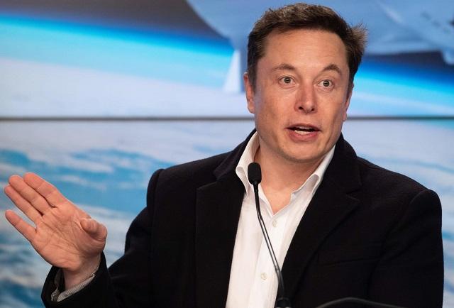 Tài sản của Elon Musk vượt 200 tỷ USD