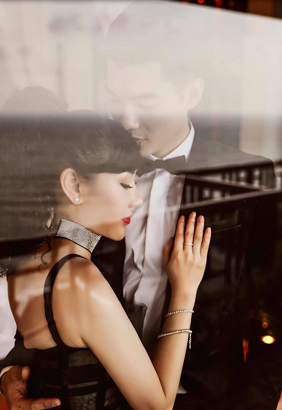 Nam người mẫu lấy doanh nhân hơn 15 tuổi đã có con riêng, tổ chức đám cưới tại khách sạn 5 sao rồi Nam người mẫu lấy doanh nhân hơn 15 tuổi đã có con riêng, tổ chức đám cưới tại khách sạn 5 sao rồi