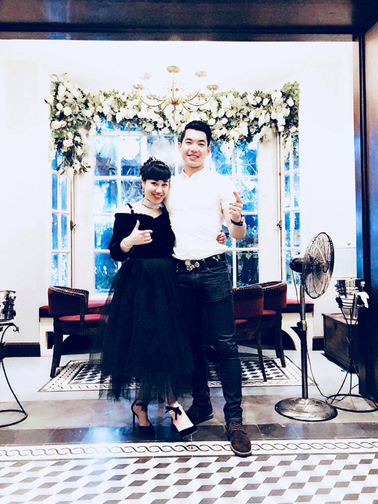 Nam người mẫu lấy doanh nhân hơn 15 tuổi đã có con riêng, tổ chức đám cưới tại khách sạn 5 sao rồi Nam người mẫu lấy doanh nhân hơn 15 tuổi đã có con riêng, tổ chức đám cưới tại khách sạn 5 sao rồi