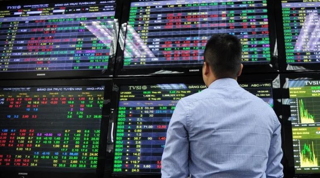 photo-1718697903022 photo-1718697903022