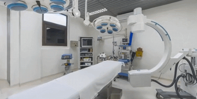 Cuộc sống xa hoa của tỷ phú Ấn Độ trong dinh thự 27 tầng đắt nhất hành tinh: Có đầu bếp Michelin riêng, hơn 600 nhân viên phục vụ, trực thăng ''đậu'' trên nóc nhà- Ảnh 9. Cuộc sống xa hoa của tỷ phú Ấn Độ trong dinh thự 27 tầng đắt nhất hành tinh: Có đầu bếp Michelin riêng, hơn 600 nhân viên phục vụ, trực thăng ''đậu'' trên nóc nhà- Ảnh 9.