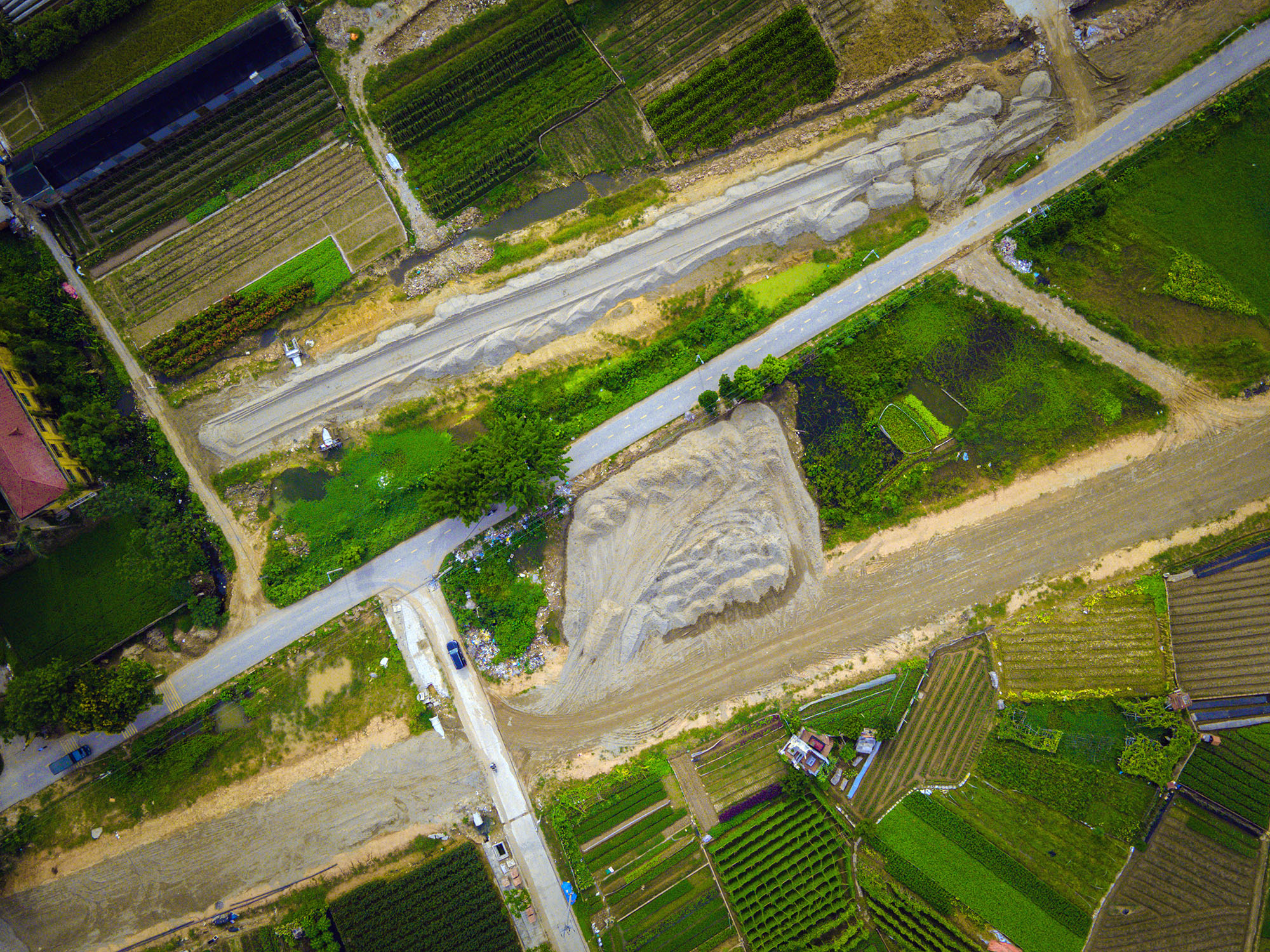 Hà Nội: Huyện nằm sát sân bay, đang làm đường cao tốc, sắp khởi công cây cầu gần 10.000 tỷ đồng- Ảnh 4.