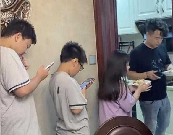 Người cậu nuôi 16 đứa cháu trong 2 tháng nghỉ hè: Mỗi ngày bật 5 chiếc điều hòa, ăn hết 16kg gạo, 8kg thịt, 20 quả trứng- Ảnh 4. Người cậu nuôi 16 đứa cháu trong 2 tháng nghỉ hè: Mỗi ngày bật 5 chiếc điều hòa, ăn hết 16kg gạo, 8kg thịt, 20 quả trứng- Ảnh 4.