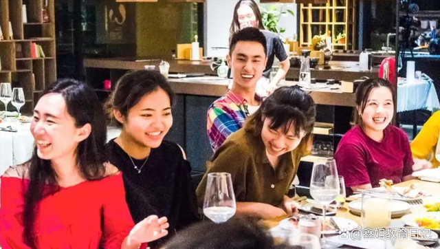 photo-1721633525452 photo-1721633525452