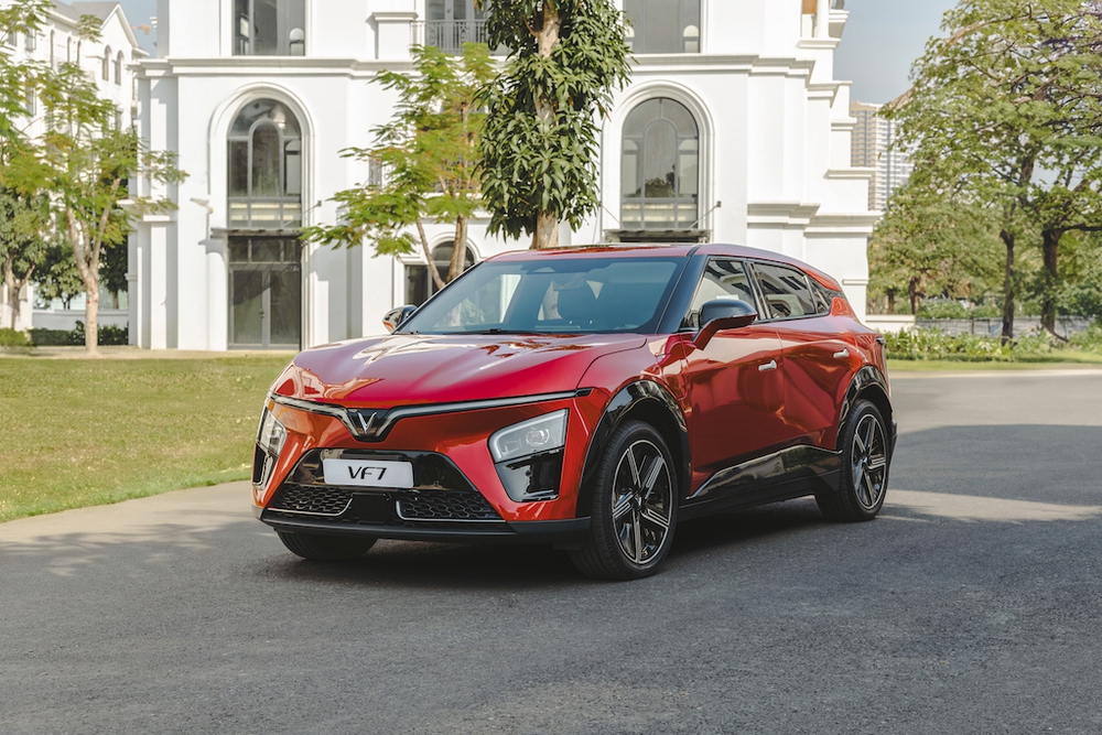 Sếp Torino Design bóc VinFast VF 7: Thân xe nhiều hình tam giác và điều dị thường hiếm ai thực hiện - Ảnh 5.