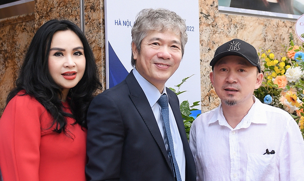 Ca sĩ xinh đẹp sắp được phong NSND: Tuổi 54 viên mãn bên chồng thứ ba là bác sĩ phong độ - Ảnh 4.