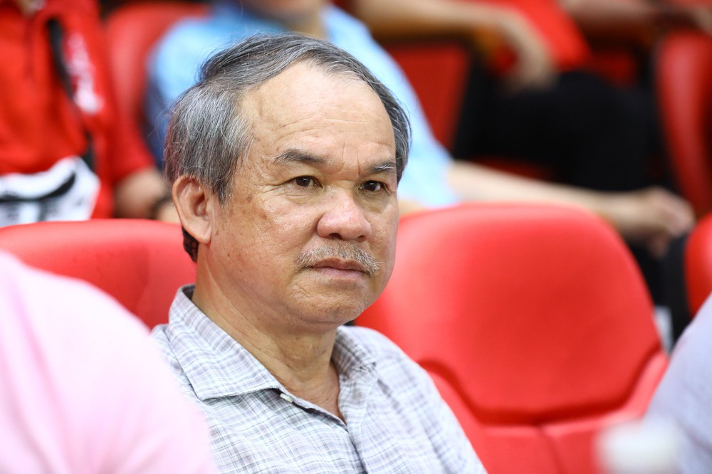 Nghe lời thở than từ HLV Kiatisuk, mới thấy giấc mộng V.League của bầu Đức còn lắm chông chênh - Ảnh 4.