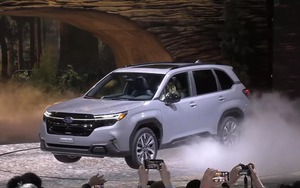 Ra mắt Subaru Forester 2025: Gây tranh cãi vì thiết kế na ná Explorer, đã nhiều 'option' để đấu CX-5 và Tucson