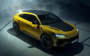 Lamborghini phá kỷ lục doanh số dù chỉ bán 2 mẫu xe, Revuelto mới nhận cọc nhưng đã cháy hàng đến 2026