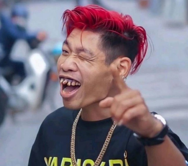 Nhan sắc vừa lên hương, Thông Soái Ca "chốt" luôn hỷ sự, lộ cách xưng hô thân mật với bạn gái - Ảnh 1. Nhan sắc vừa lên hương, Thông Soái Ca "chốt" luôn hỷ sự, lộ cách xưng hô thân mật với bạn gái - Ảnh 1.