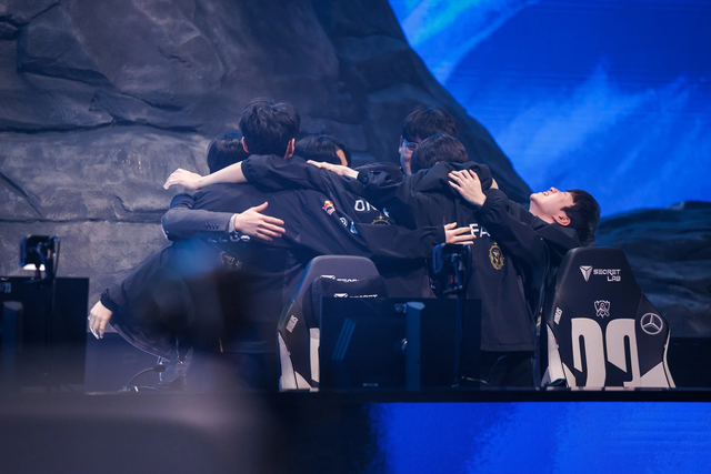 T1 đã có chiến thắng dễ trước WBG T1 đã có chiến thắng dễ trước WBG