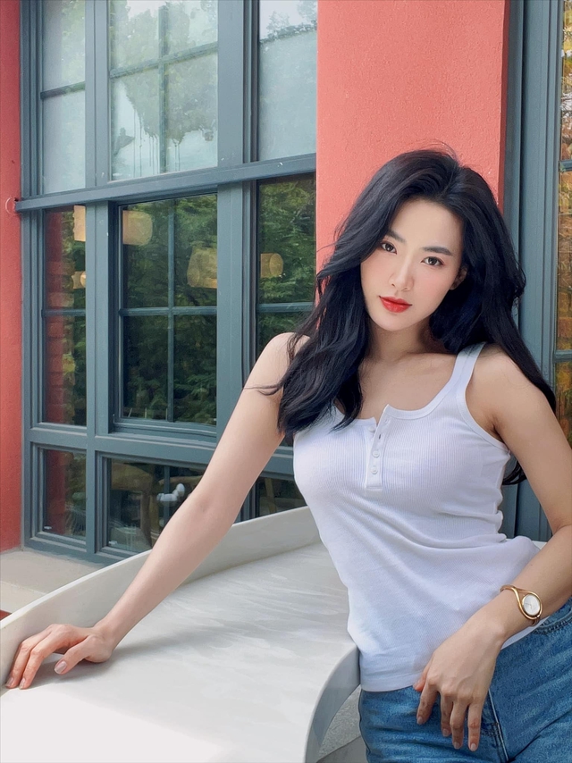 Soi "info" gái xinh nướng khoai vỉa hè, từng gây xôn xao với cảnh nhạy cảm trên phim giờ vàng - Ảnh 4.