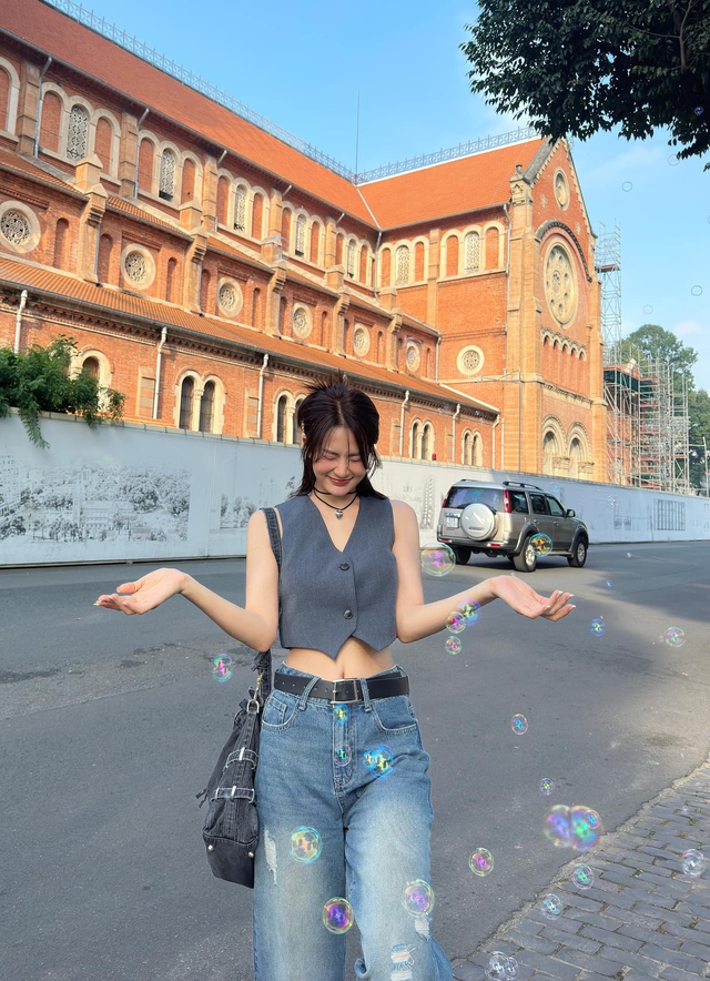 Soi "info" gái xinh nướng khoai vỉa hè, từng gây xôn xao với cảnh nhạy cảm trên phim giờ vàng - Ảnh 7.