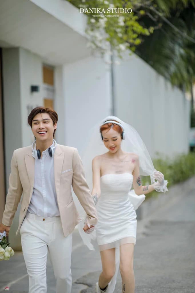 Nữ streamer nổi tiếng với phong cách "hư hỏng" đánh úp fan, bất ngờ tung ảnh lên xe hoa - Ảnh 9.