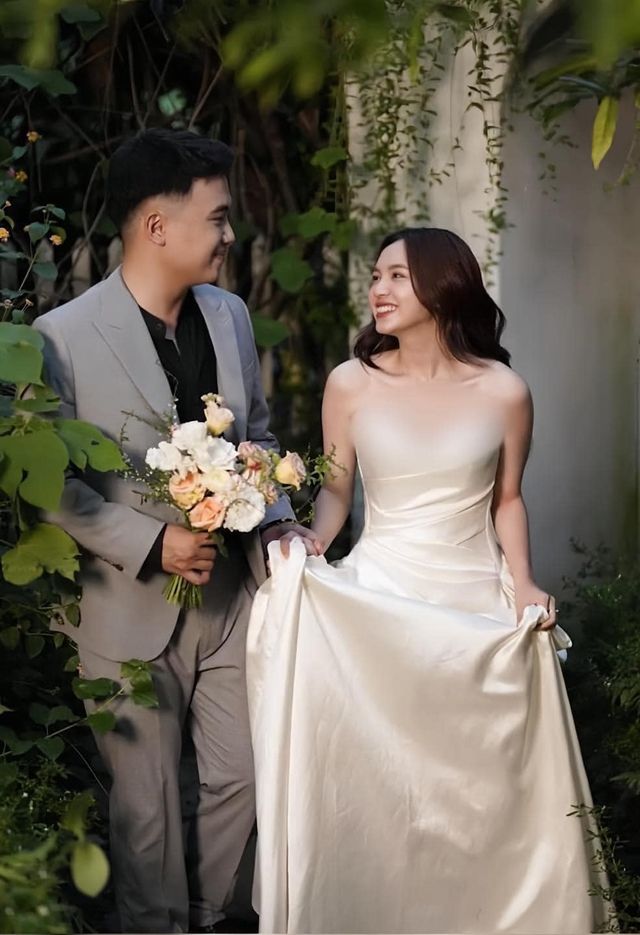 Đặng Thu Hà hé lộ sự thật về chuyện "cưới gấp", lỡ miệng khẳng định: Tình cảm chỉ là "lợi dụng" - Ảnh 11. Đặng Thu Hà hé lộ sự thật về chuyện "cưới gấp", lỡ miệng khẳng định: Tình cảm chỉ là "lợi dụng" - Ảnh 11.