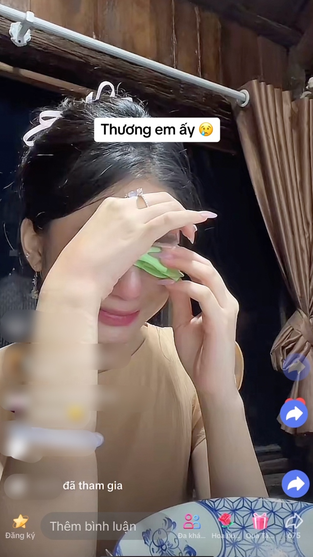 Nữ TikToker lên sóng VTV trần tình, từng bật khóc vì bị dân mạng chỉ trích- Ảnh 2. Nữ TikToker lên sóng VTV trần tình, từng bật khóc vì bị dân mạng chỉ trích- Ảnh 2.