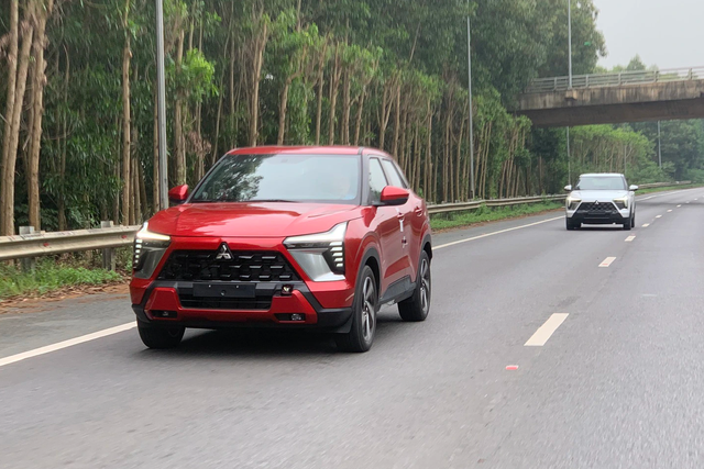 Mitsubishi Xforce đặt lên bàn cân với Seltos, Creta: Thua sức mạnh nhưng hơn nhiều mặt, dễ thành hàng hot trong phân khúc B - Ảnh 7. Mitsubishi Xforce đặt lên bàn cân với Seltos, Creta: Thua sức mạnh nhưng hơn nhiều mặt, dễ thành hàng hot trong phân khúc B - Ảnh 7.