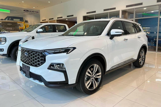 Loạt xe giảm giá trăm triệu cạnh tranh 'vua doanh số' CX-5 2023: Có xe mới bán hơn 3 tháng - Ảnh 1. Loạt xe giảm giá trăm triệu cạnh tranh 'vua doanh số' CX-5 2023: Có xe mới bán hơn 3 tháng - Ảnh 1.