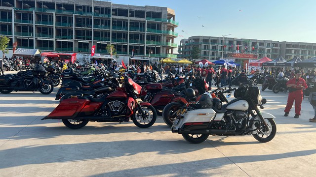 Dàn mô tô Harley-Davidson quy tụ tại TP.HCM - Ảnh 6. Dàn mô tô Harley-Davidson quy tụ tại TP.HCM - Ảnh 6.