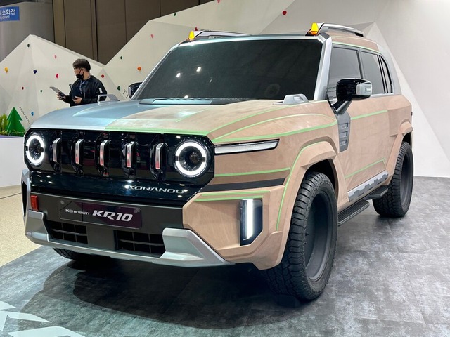 Sếp hãng xe Hàn gặp đối tác VN tại Huế: Xây nhà máy công suất 15.000 xe/năm - Ảnh 4. Sếp hãng xe Hàn gặp đối tác VN tại Huế: Xây nhà máy công suất 15.000 xe/năm - Ảnh 4.