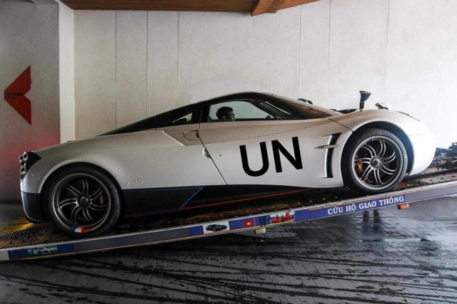 Minh 'Nhựa' đính chính tin đồn về việc bán Pagani Huayra: 'Hiện chưa có ý định, về zin để tìm lại cảm giác xưa' - Ảnh 4. Minh 'Nhựa' đính chính tin đồn về việc bán Pagani Huayra: 'Hiện chưa có ý định, về zin để tìm lại cảm giác xưa' - Ảnh 4.