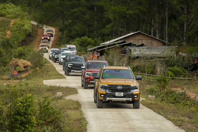 3 ngày lái Ford Ranger, Everest gần 700km Hà Nội - Cao Bằng: Bán tải đi xa đỡ mệt nếu biết cách, không say như SUV - Ảnh 1.