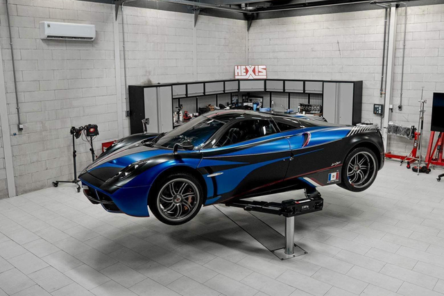 Minh 'Nhựa' đính chính tin đồn về việc bán Pagani Huayra: 'Hiện chưa có ý định, về zin để tìm lại cảm giác xưa' - Ảnh 6. Minh 'Nhựa' đính chính tin đồn về việc bán Pagani Huayra: 'Hiện chưa có ý định, về zin để tìm lại cảm giác xưa' - Ảnh 6.