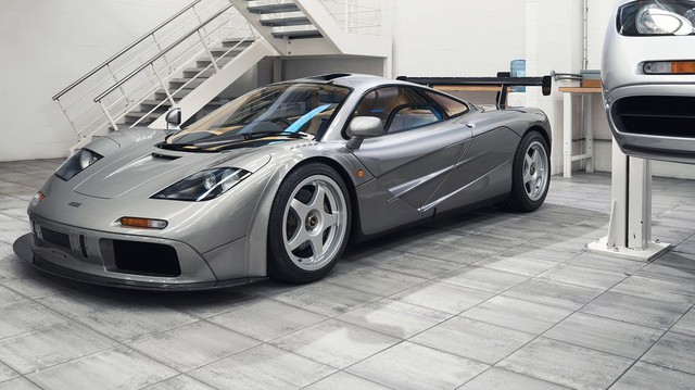 Đừng làm nứt hay vỡ kính chiếc McLaren này nếu không muốn tốn 800 triệu đồng sửa chữa - Ảnh 1. Đừng làm nứt hay vỡ kính chiếc McLaren này nếu không muốn tốn 800 triệu đồng sửa chữa - Ảnh 1.