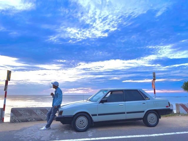 Mua Toyota Camry cũ giá 60 triệu về đi du lịch liền 700km, chủ xe tại Đà Lạt chia sẻ: 'Chẳng lo hỏng, đầm hơn Vios mới' - Ảnh 1. Mua Toyota Camry cũ giá 60 triệu về đi du lịch liền 700km, chủ xe tại Đà Lạt chia sẻ: 'Chẳng lo hỏng, đầm hơn Vios mới' - Ảnh 1.