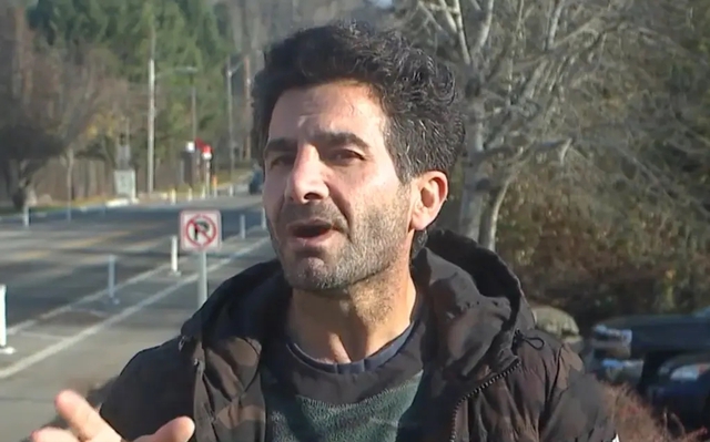 Bị trộm 'hỏi thăm' quá nhiều, chủ Kia Sportage ngao ngán đến mức trả xe cho đại lý, cuốc bộ 4 tiếng đồng hồ về nhà - Ảnh 2. Bị trộm 'hỏi thăm' quá nhiều, chủ Kia Sportage ngao ngán đến mức trả xe cho đại lý, cuốc bộ 4 tiếng đồng hồ về nhà - Ảnh 2.