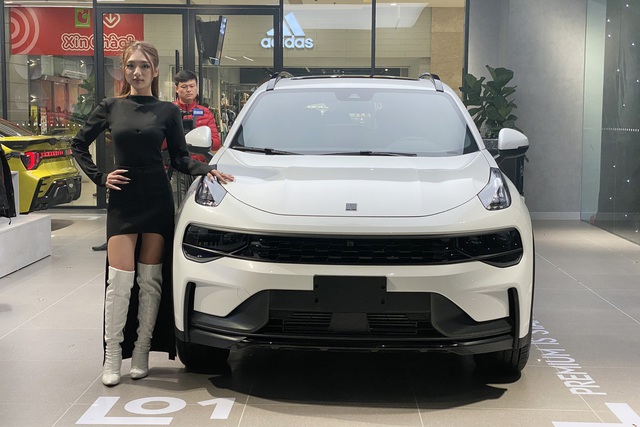 Ảnh thực tế Lynk & Co 01 - Ảnh 1. Ảnh thực tế Lynk & Co 01 - Ảnh 1.