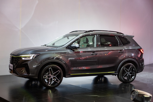 Xe Trung Quốc ồ ạt đổ bộ Việt Nam năm 2023: Giá từ hơn 200 triệu đến hơn 2 tỷ, cạnh tranh xe Nhật, Hàn ở nhiều phân khúc - Ảnh 5. Xe Trung Quốc ồ ạt đổ bộ Việt Nam năm 2023: Giá từ hơn 200 triệu đến hơn 2 tỷ, cạnh tranh xe Nhật, Hàn ở nhiều phân khúc - Ảnh 5.