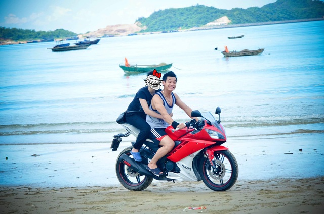 Bất chấp bị thoát vị đĩa đệm, Độ Mixi vẫn tậu Kawasaki Z1000 giá trên 400 triệu, quyết quay lại với đam mê thời trẻ - Ảnh 3. Bất chấp bị thoát vị đĩa đệm, Độ Mixi vẫn tậu Kawasaki Z1000 giá trên 400 triệu, quyết quay lại với đam mê thời trẻ - Ảnh 3.