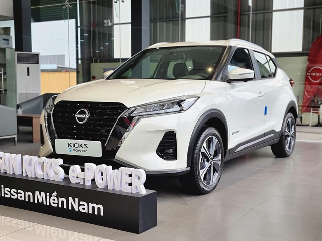 Loạt xe phổ thông giảm giá nhiều nhất 2023 tại Việt Nam: Mạnh tay nhất 500 triệu, nhiều xe dìm xuống cả phân khúc dưới - Ảnh 4. Loạt xe phổ thông giảm giá nhiều nhất 2023 tại Việt Nam: Mạnh tay nhất 500 triệu, nhiều xe dìm xuống cả phân khúc dưới - Ảnh 4.