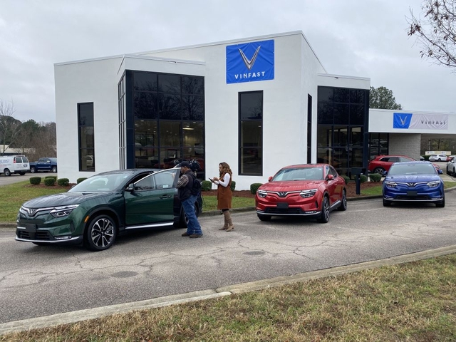 VinFast thay đổi chiến lược ở Mỹ: Bước đi quan trọng để 'bùng nổ' doanh số xe điện ở thị trường khó tính - Ảnh 1. VinFast thay đổi chiến lược ở Mỹ: Bước đi quan trọng để 'bùng nổ' doanh số xe điện ở thị trường khó tính - Ảnh 1.