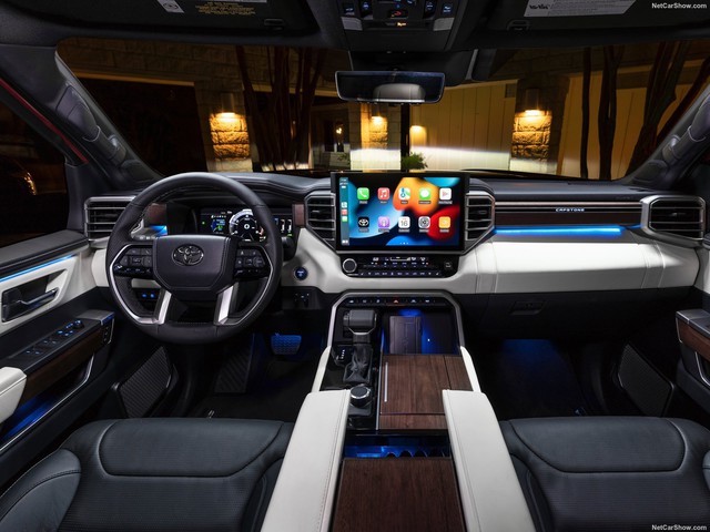 Đại lý tư nhân chào bán Toyota Sequoia giá hơn 7 tỷ: SUV full-size phổ thông nhưng đắt hơn GLS và X7 tại Việt Nam - Ảnh 3. Đại lý tư nhân chào bán Toyota Sequoia giá hơn 7 tỷ: SUV full-size phổ thông nhưng đắt hơn GLS và X7 tại Việt Nam - Ảnh 3.