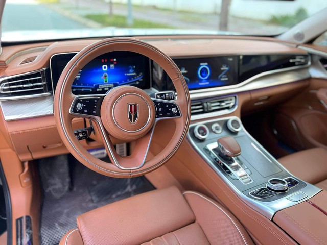 Hongqi H9 rao bán rẻ hơn giá niêm yết tới nửa tỷ đồng: Cơ hội mua xe sang, nhiều công nghệ nhưng giá thấp hơn C-Class - Ảnh 2. Hongqi H9 rao bán rẻ hơn giá niêm yết tới nửa tỷ đồng: Cơ hội mua xe sang, nhiều công nghệ nhưng giá thấp hơn C-Class - Ảnh 2.