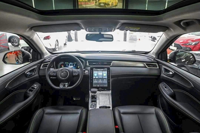 Giá MG RX5 có đáy mới: Giảm còn 580 triệu, xe đấu Tucson nhưng ngang tiền Venue - Ảnh 4. Giá MG RX5 có đáy mới: Giảm còn 580 triệu, xe đấu Tucson nhưng ngang tiền Venue - Ảnh 4.